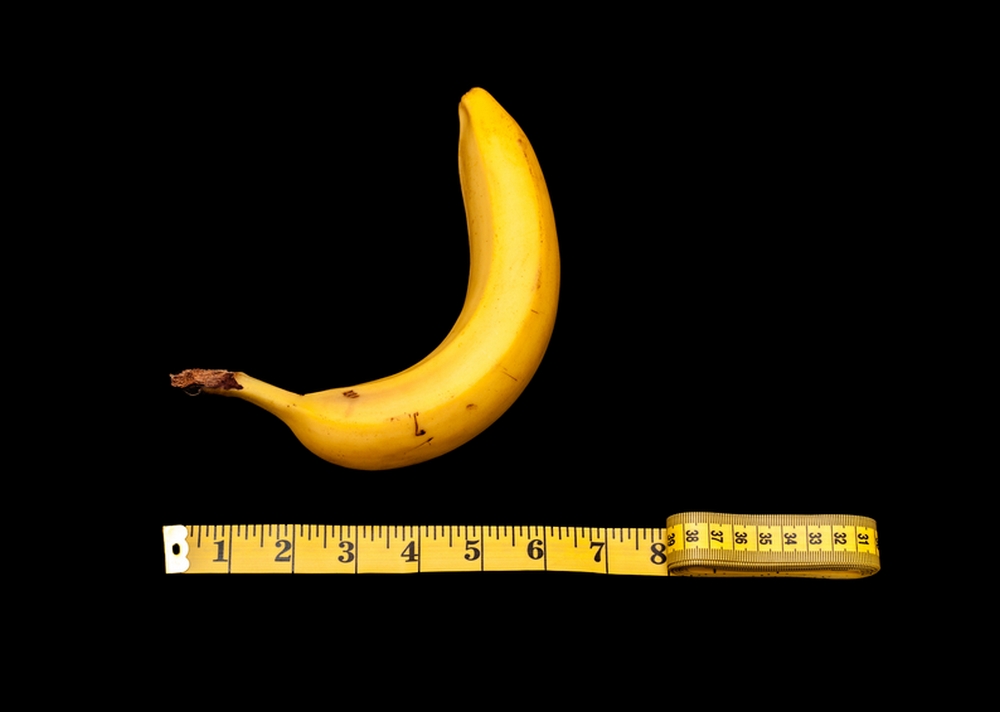 Фаллос 'Стеклянный банан' купить со скидкой в секс шопе  Фаллоимитаторы  Креативные