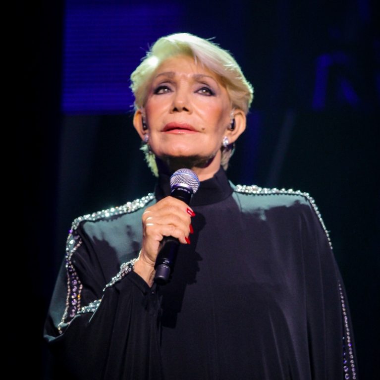 Μαρινέλλα: 10 συγκινητικά «αντίο» διασήμων στην ντίβα που έφυγε από τη ζωή