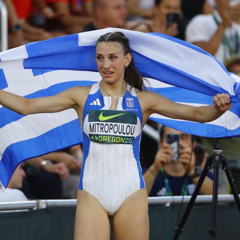 H Έβελυν Μητροπούλου «πέταξε» στα 6,44 μέτρα, κέρδισε ασημένιο μετάλλιο και μια ιστορική διάκριση