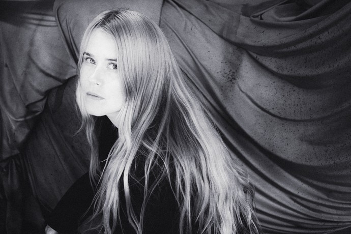 Release Athens γυναίκες 