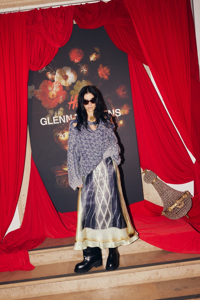 Glenn Martens X H&M: Ζήσαμε την απόλυτη βραδιά εκκεντρικής βρετανικής φινέτσας στη Βαρσοβία