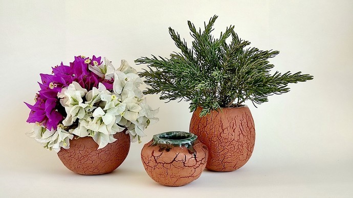 Μαρίνα Κοριολάνο- Λυκουρέζου: Ο πηλός, τα «σπίτια» και οι δικοί της ψίθυροι