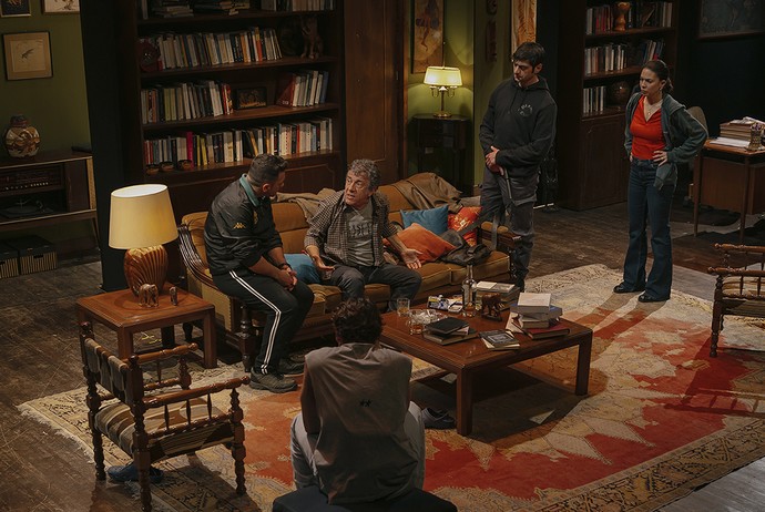 θέατρο παράσταση Άγριοι 