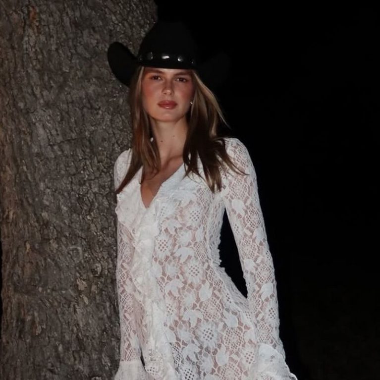 Αμαλία Κωστοπούλου: Οι φωτογραφίες με τον παππού και τη γιαγιά της στην Αθήνα