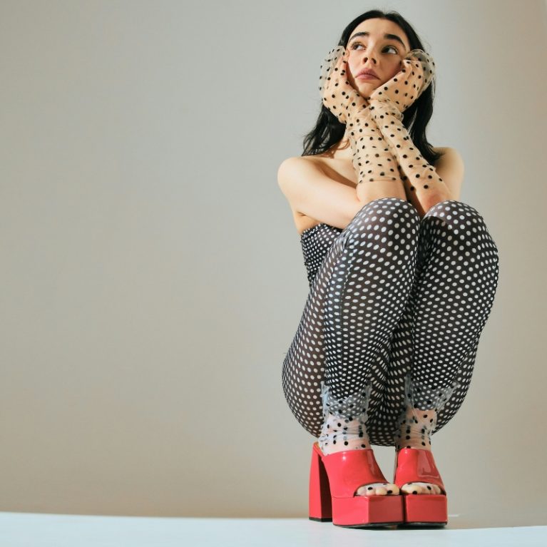 3 ζώδια που τα ερωτικά τους θα περάσουν από 40 κύματα τον Οκτώβριο