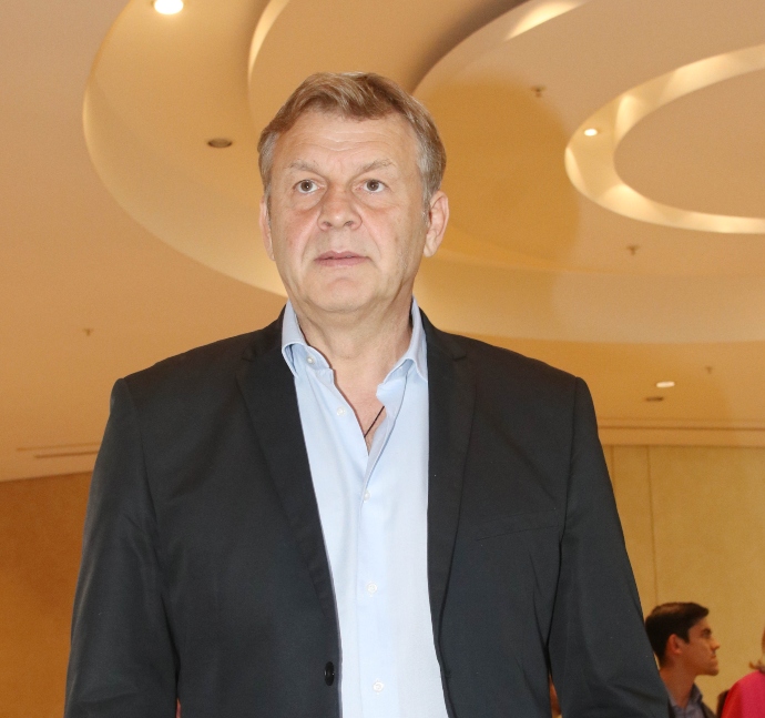 διάσημοι Έλληνες σεξ με ίδιο φύλο