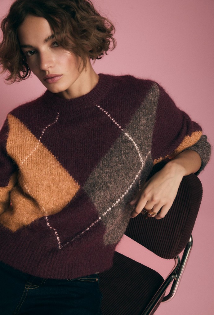 Πουλόβερ με ρόμβους