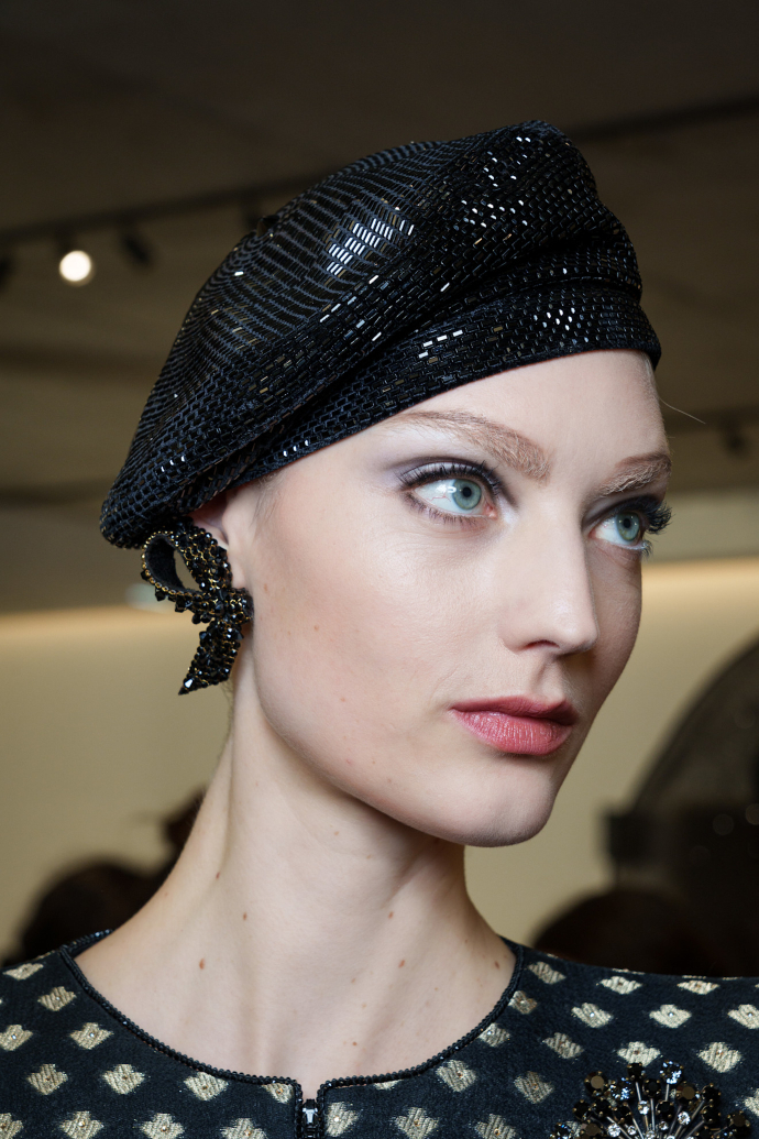 αξεσουάρ μαλλιών