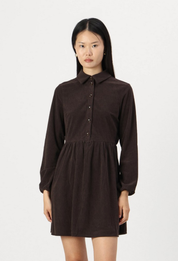 Σεμιζιέ φόρμα