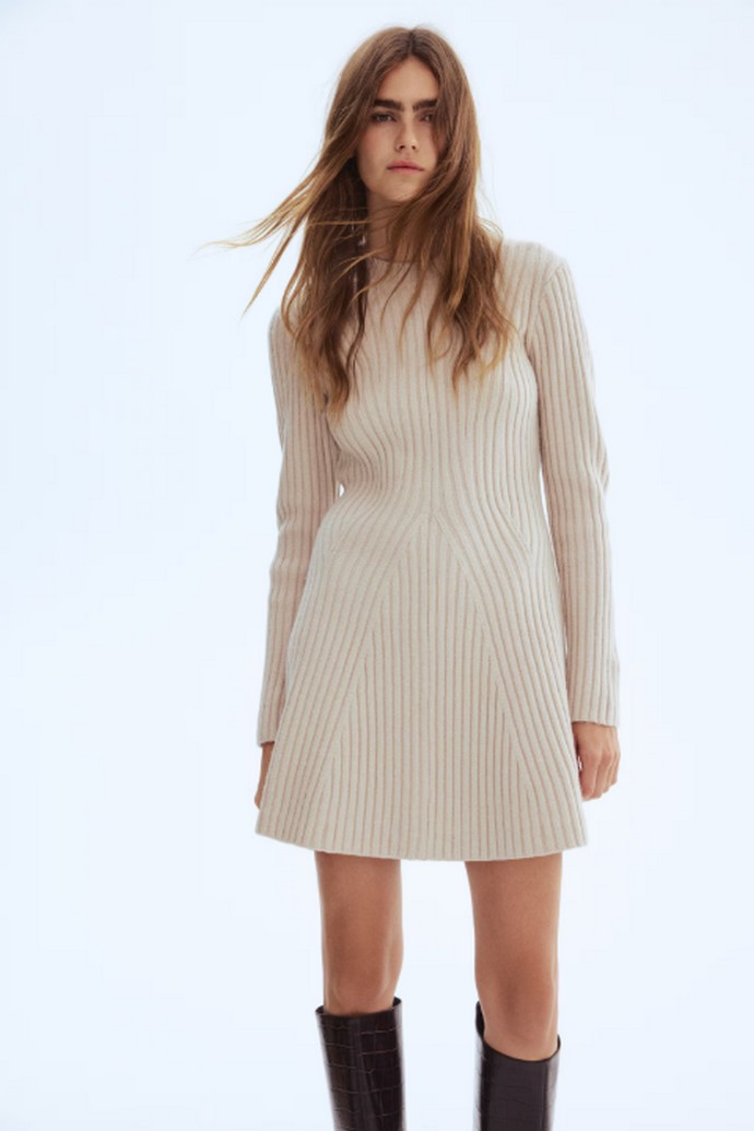 Φόρεμα με rib πλέξη 
