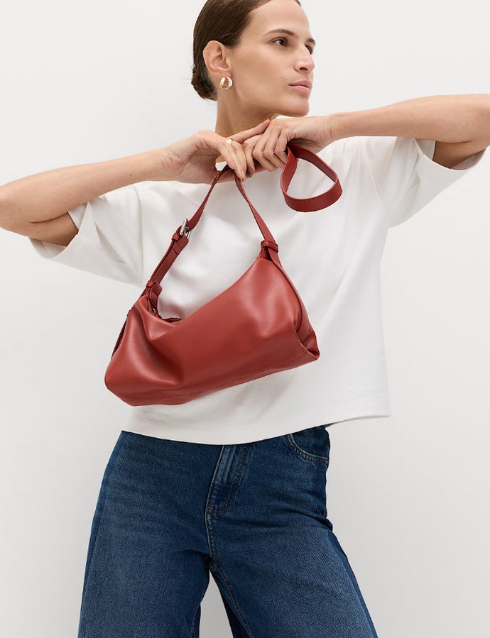 Τσάντα με ρυθμιζόμενο λουράκι