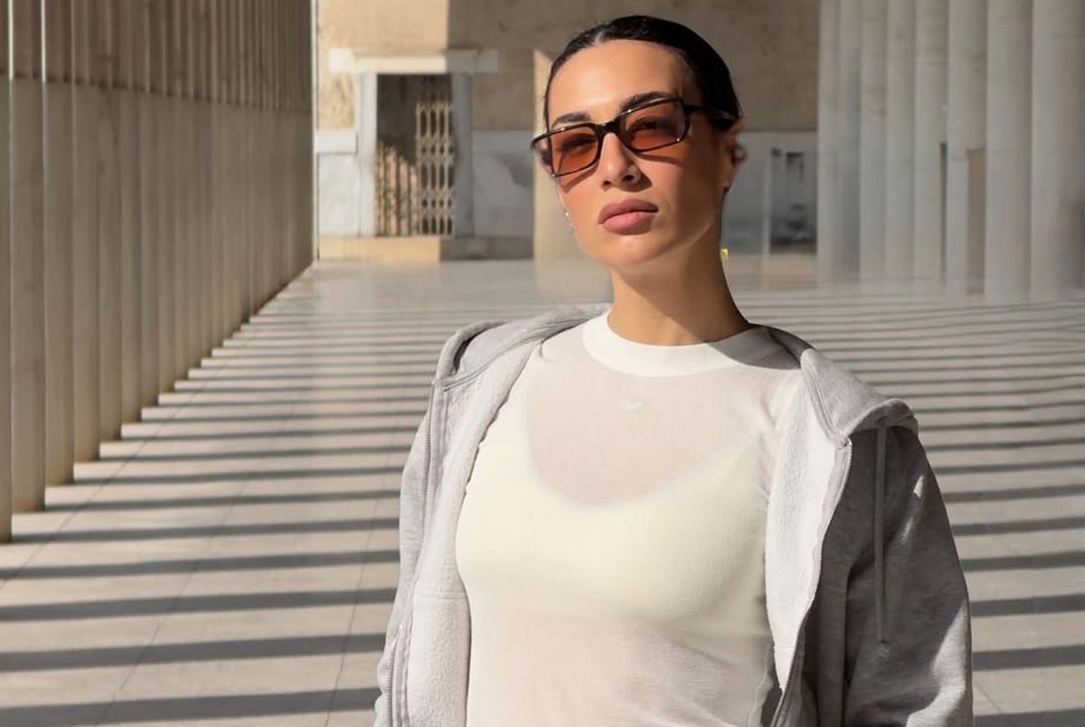 Η Ευγενία Σαμαρά φόρεσε το μαγιό της και κολύμπησε σε γεωθερμικά νερά της Ισλανδίας