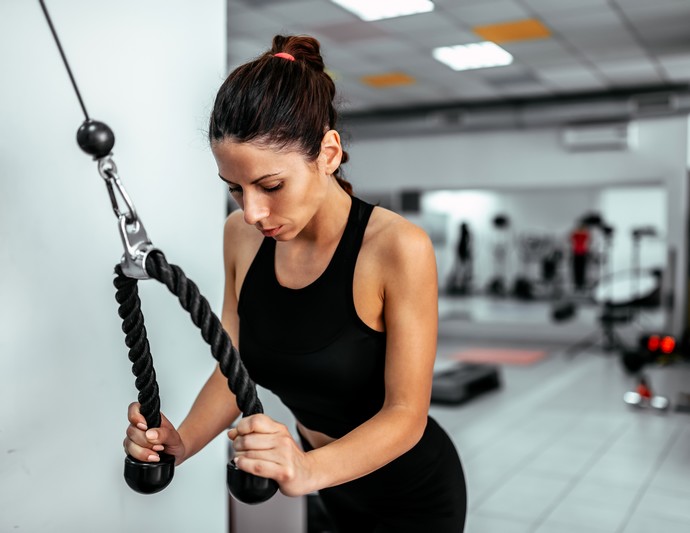 5 ασκήσεις για δικέφαλους για να αποκτήσεις γραμμωμένα χέρια