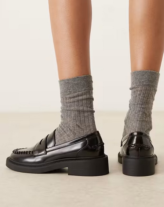 Μοκασίνια με παχύ πάτο