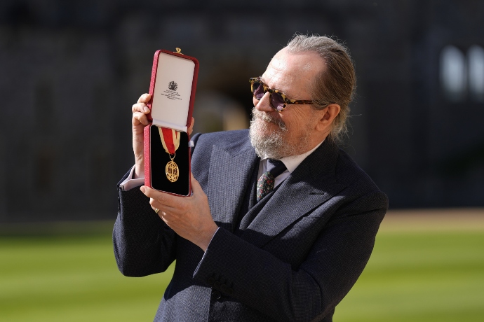 Gary Oldman