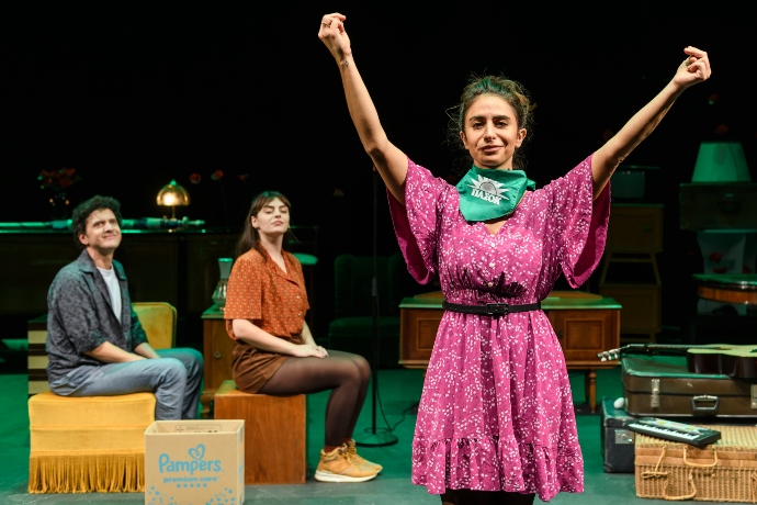 παραστάσεις που τελειώνουν