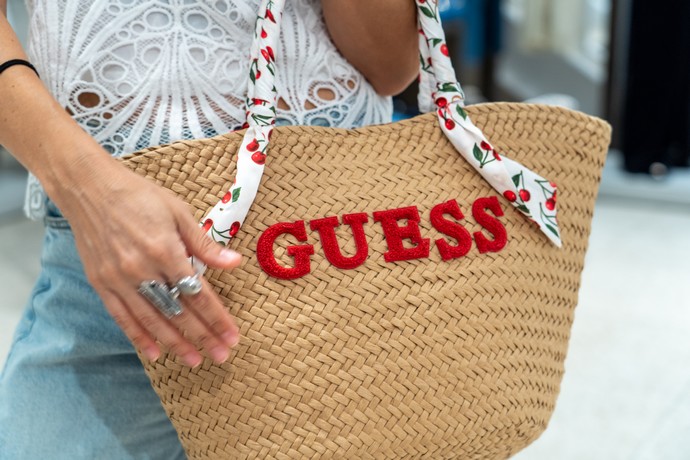 Summer Shopping mode on: Όσα αξίζουν μια θέση στη βαλίτσα των διακοπών σου