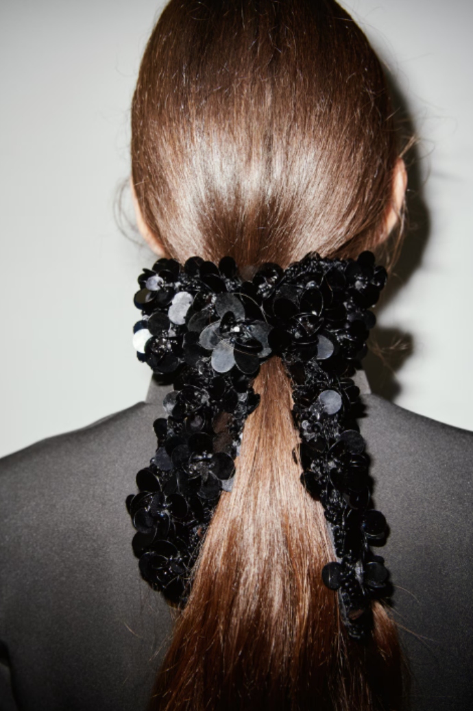 κοκαλάκι clip με φιόγκο και παγιέτες