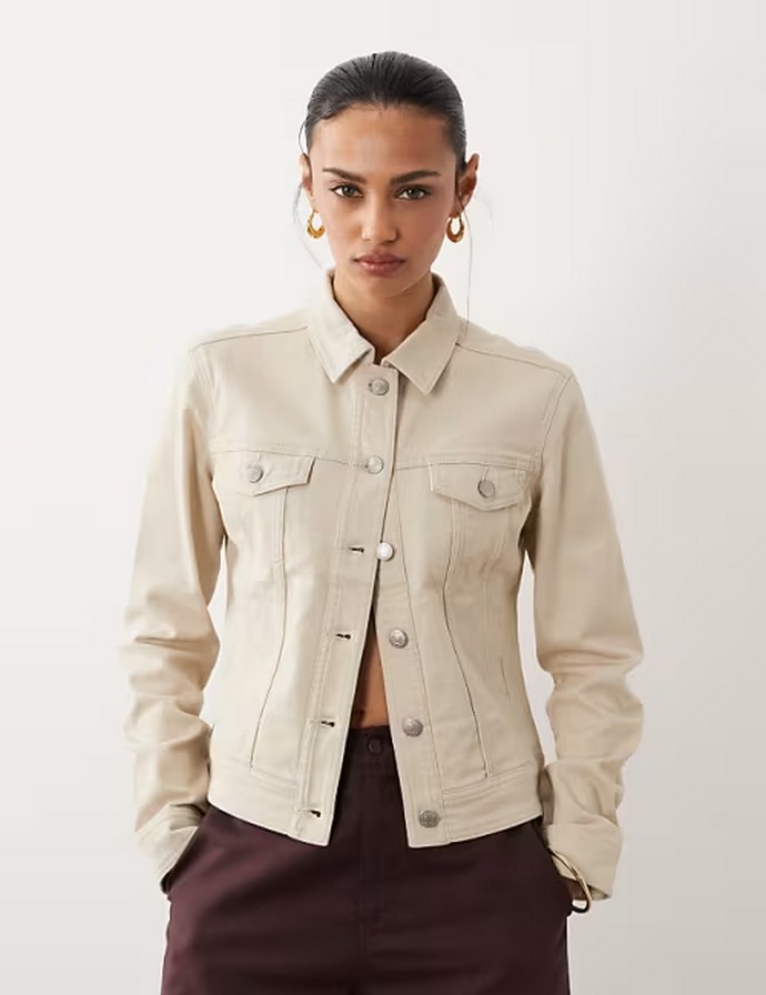 Denim jacket 