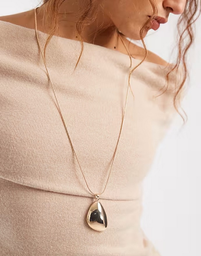 Μακρύ μενταγιόν