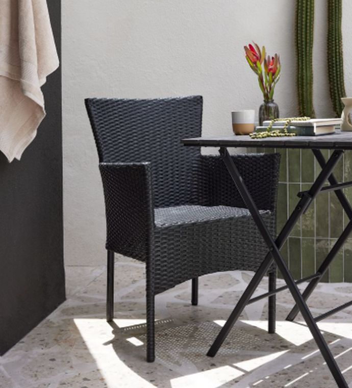 Καρέκλα στοιβαζόμενη AIDT μαύρο