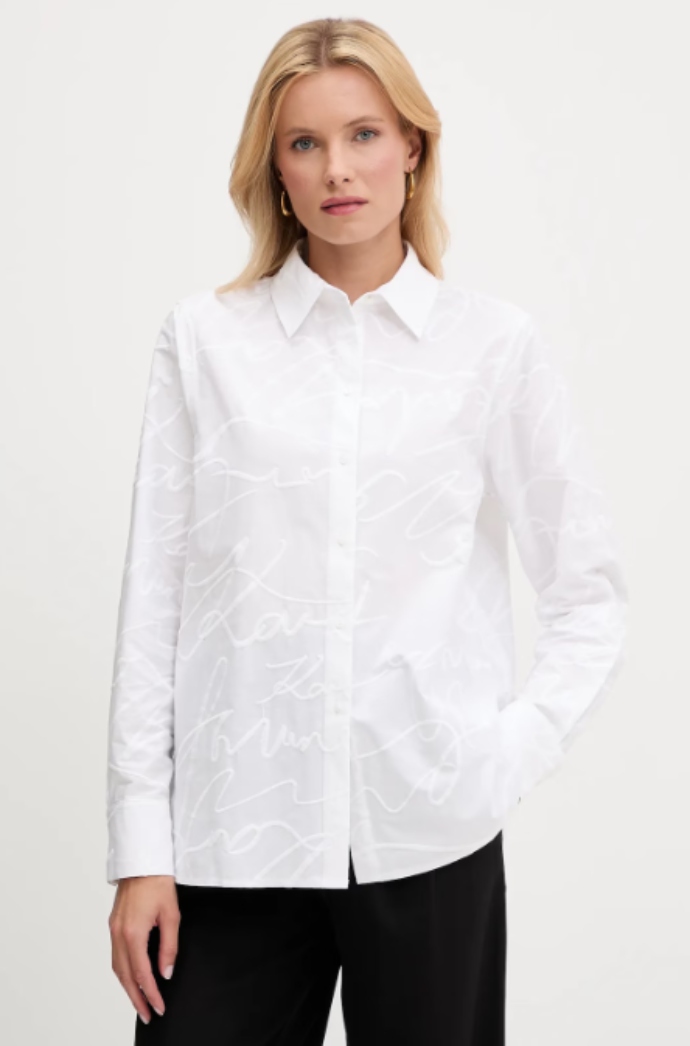 λευκό πουκάμισο με ανάγλυφο λογότυπο