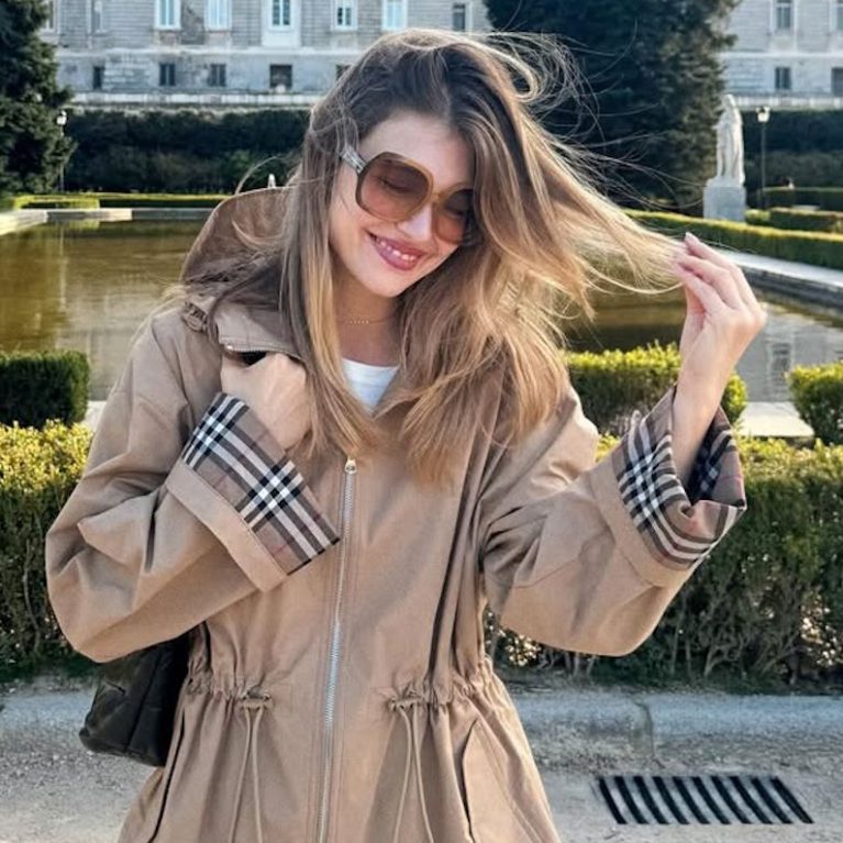 Η Κλέλια Ανδριολάτου χορεύει cha-cha-chá και η Αθήνα γίνεται Αβάνα τόσο απλά