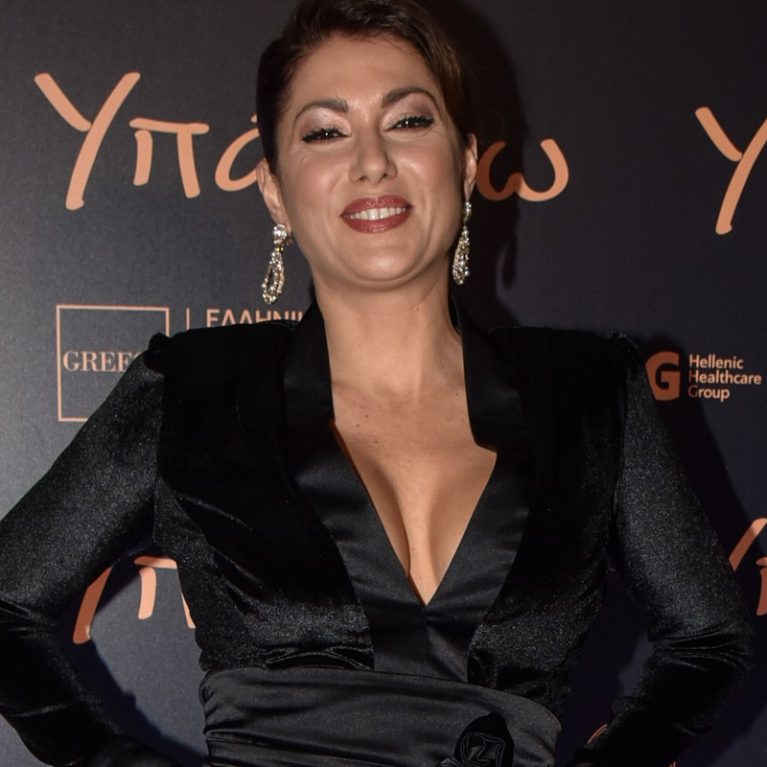 Η Κλέλια Ρένεση είναι μία από εμάς: Η mirror selfie την ώρα του pilates