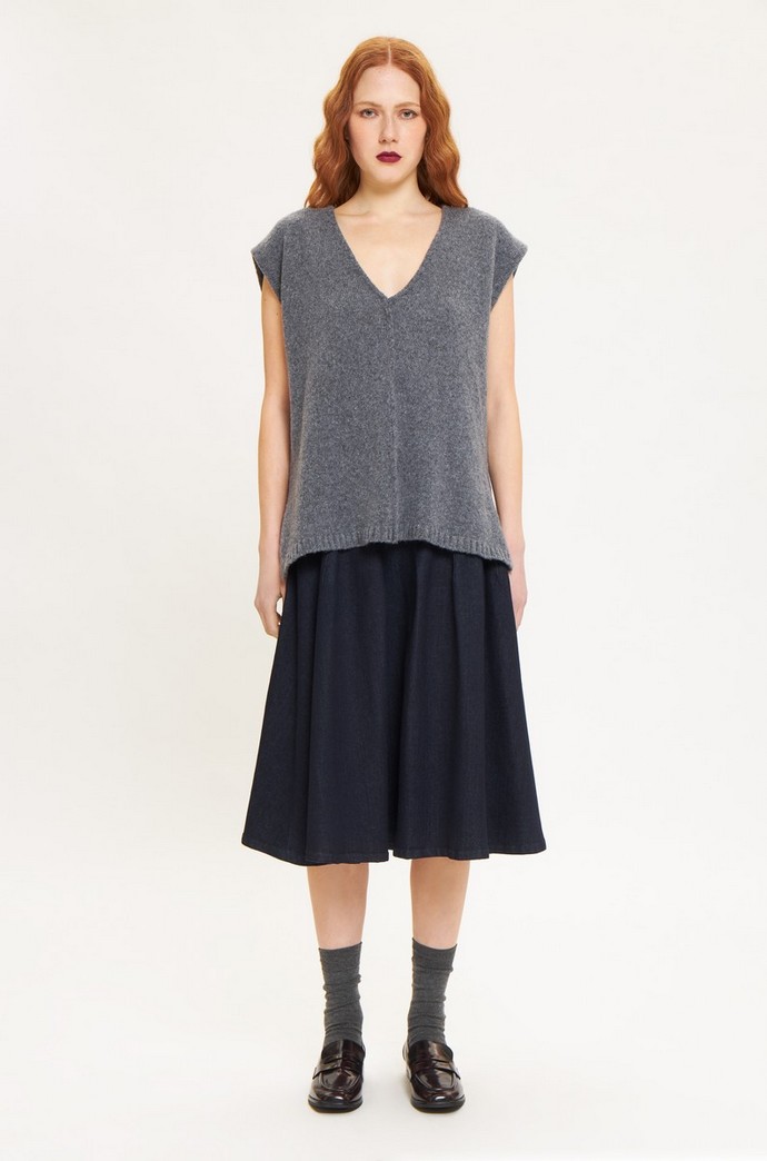 Πλεκτή καζάκα σε άνετη γραμμή