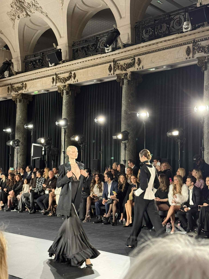 Carla Bruni Celia Kritharioti