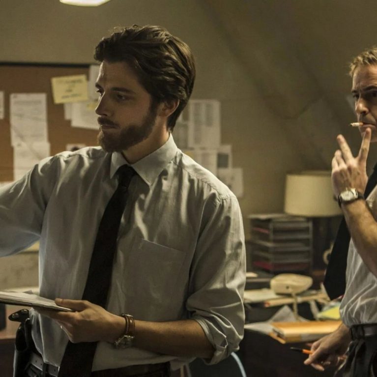 Βρήκα μια ταινία που είναι το γαλλικό "Mindhunter" για σένα που τρελαίνεσαι για αληθινά εγκλήματα των 90s