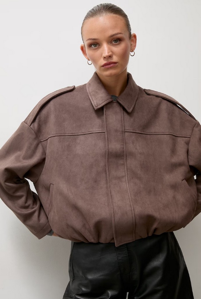 Jacket σε φαρδιά γραμμή