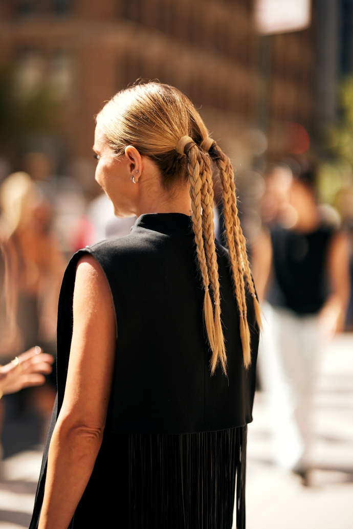 6 χτενίσματα από το street style της Νέας Υόρκης για να δοκιμάσεις το φθινόπωρο