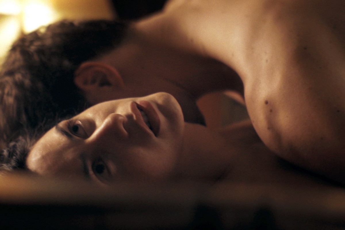 Πόσες ερωτικές σκηνές αντέχει ο μέσος τηλεθεατής της «Μεγάλης Χίμαιρας»;