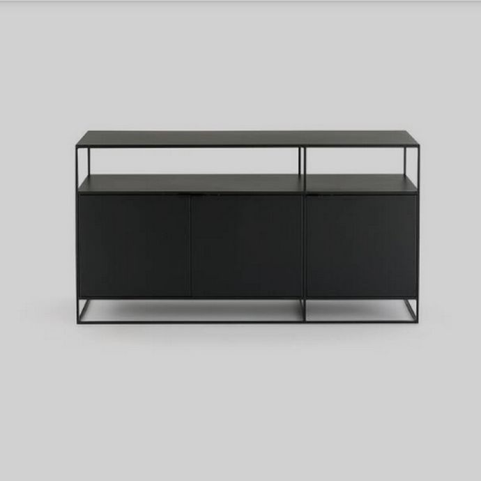 Μεταλλικός μπουφές, Hiba 