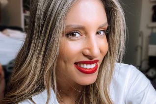 Η Αθηνά Οικονομάκου μάς δειχνει πόσο έχει φουσκώσει η κοιλίτσα της και αποκαλύπτει τον μήνα εγκυμοσύνης που διανύει Η Αθηνά Οικονομάκου μάς δειχνει πόσο έχει φουσκώσει η κοιλίτσα της και αποκαλύπτει τον μήνα εγκυμοσύνης που διανύει