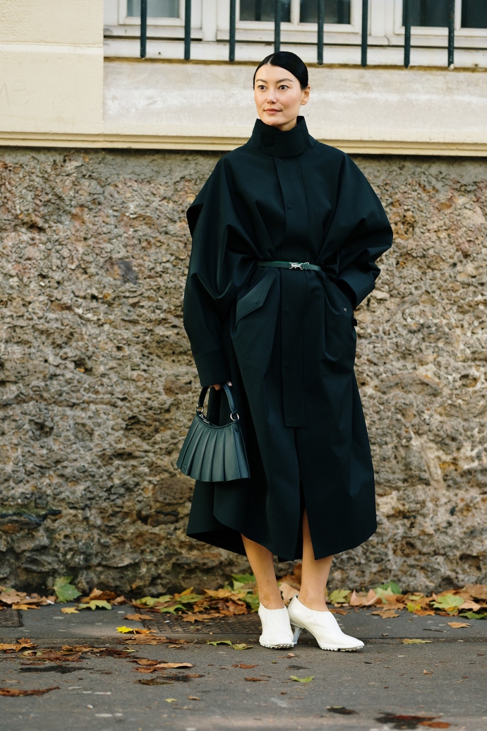 μαύρο παλτό