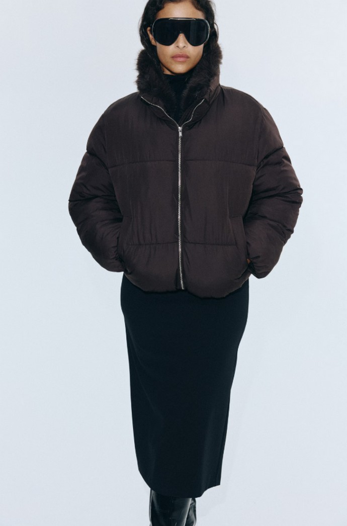 Φουσκωτό μπουφάν σε φαρδιά γραμμή