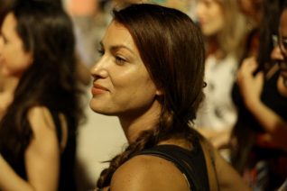 Η Κλέλια Ρένεση ξεσπά για τις φωτιές: «Ντροπή και αηδία»