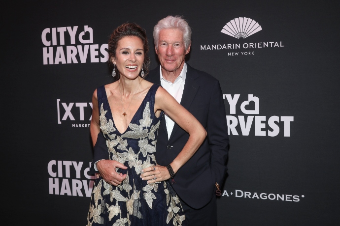 διάσημοι που οι σύντροφοί τους δεν είχαν ιδέα ποιοι ήταν