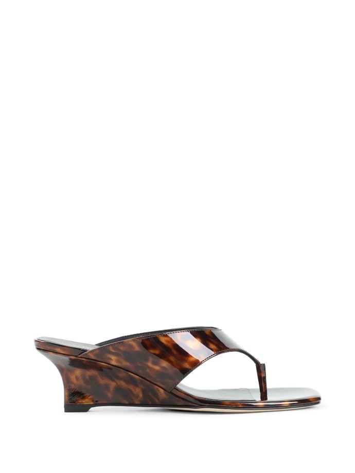 thong sandals με μικρή πλατφόρμα