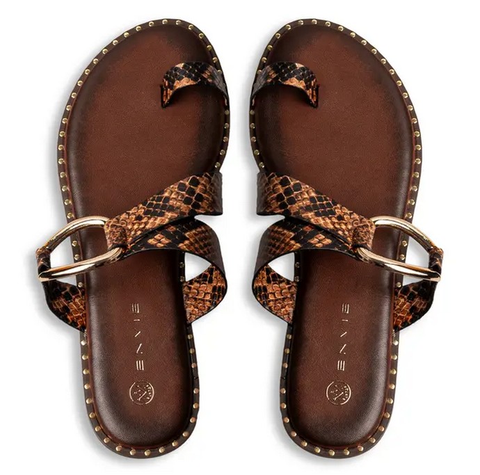 Σανδάλια σε animal print