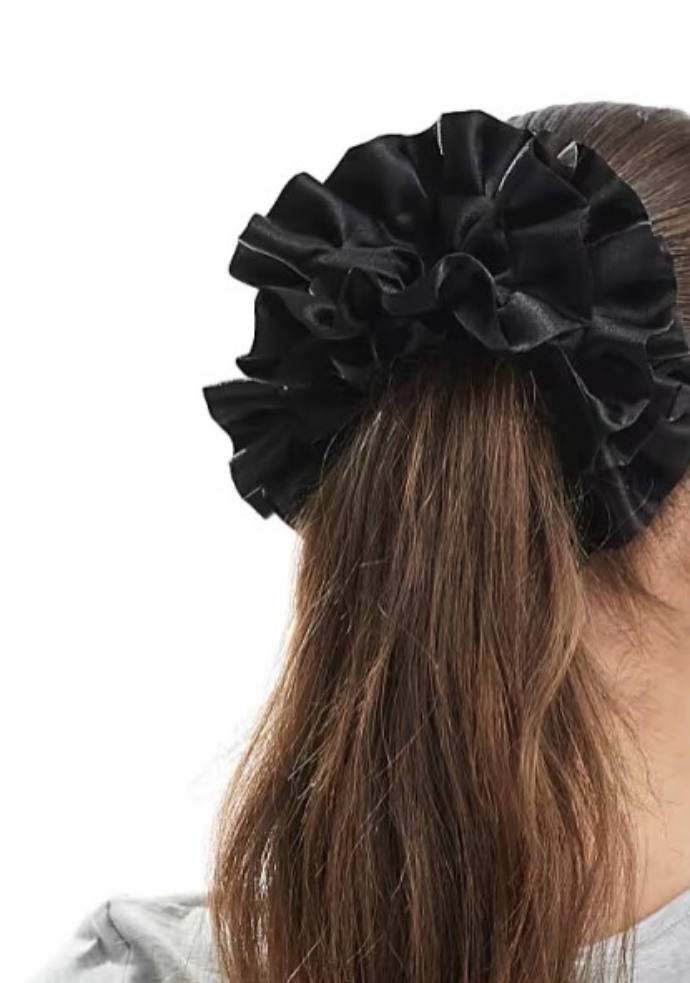  oversized scrunchie με πλισέ λεπτομέρειες