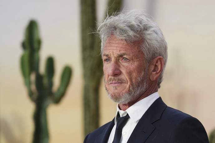 διάσημα πρόσωπα σχέσεις με νεότερους