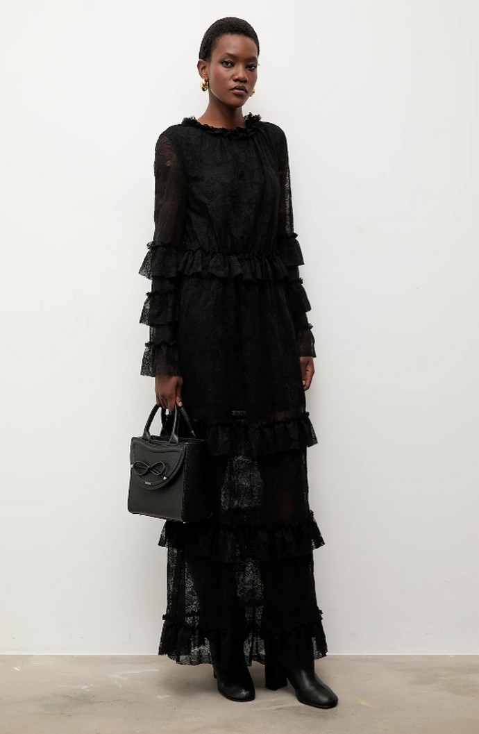 Φόρεμα με βολάν