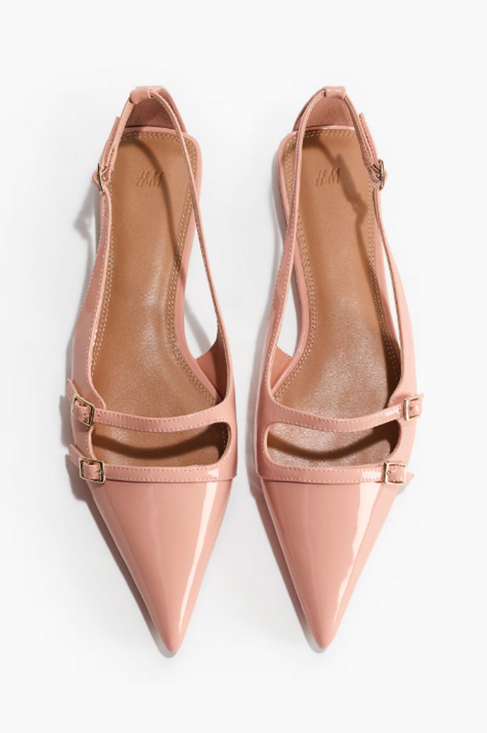 Slingbacks με έντονη μύτη