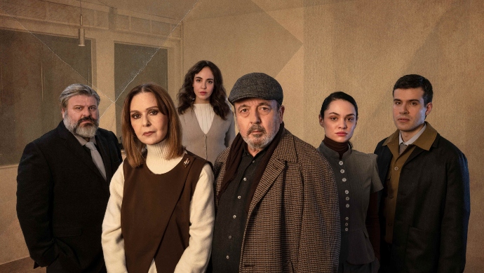 παραστάσεις Μάιος