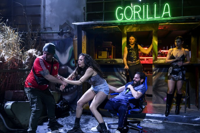 θέατρο Βασίλης Μπισμπίκης 