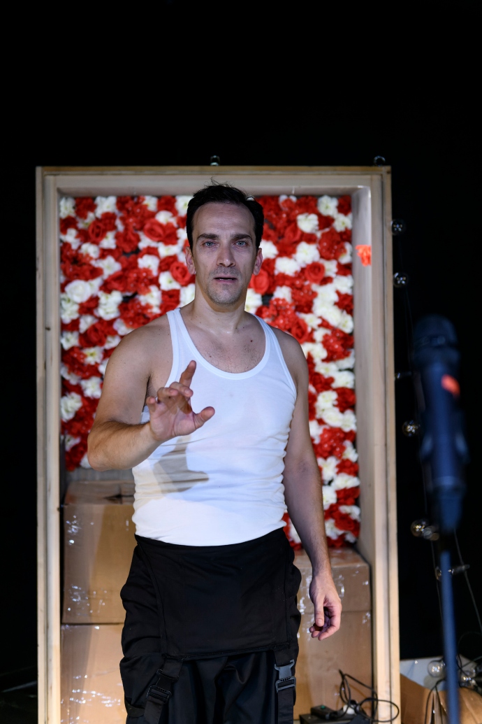 μονόλογοι θέατρο