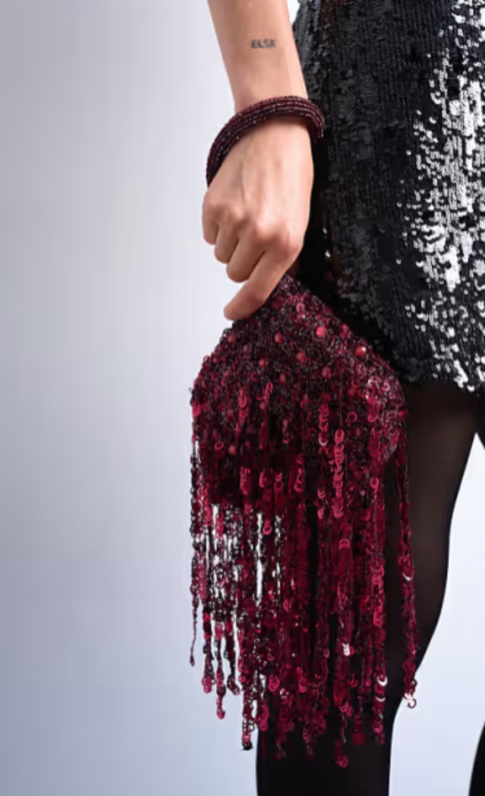 τσαντάκι με κρόσσια από παγιέτες